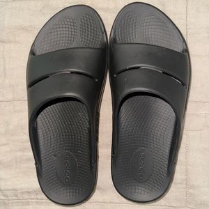 Oofos Slide Sandals Black Size 9 Women Size 7 Men